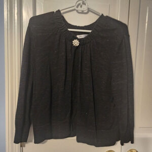 Timeless Sparkle Jennifer Lopez Shrug wuth Button accent. Like New. XL.‎